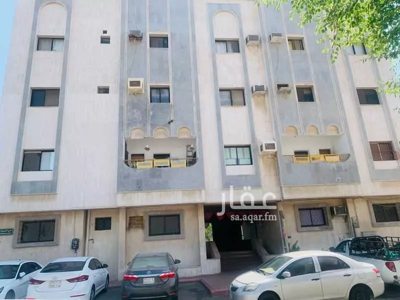 4 bedroom apartment in Al Rabwa, Jeddah 4