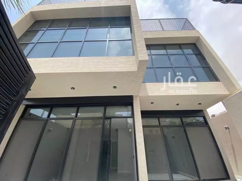 3 bedroom villa in Al Aridh 4