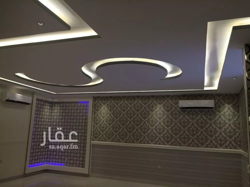 3 bedroom villa in Al Malaz, Riyadh 10