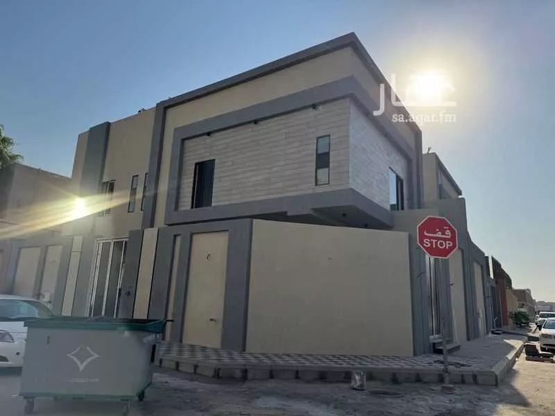 5 bedroom villa in Al Jalawiyah 2