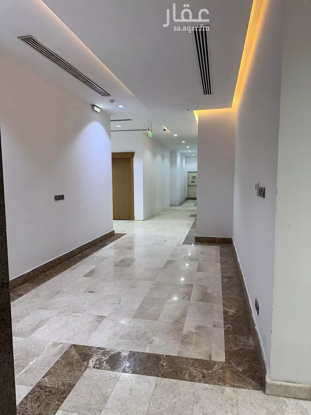 مكتب 250 م² في الملقا 2