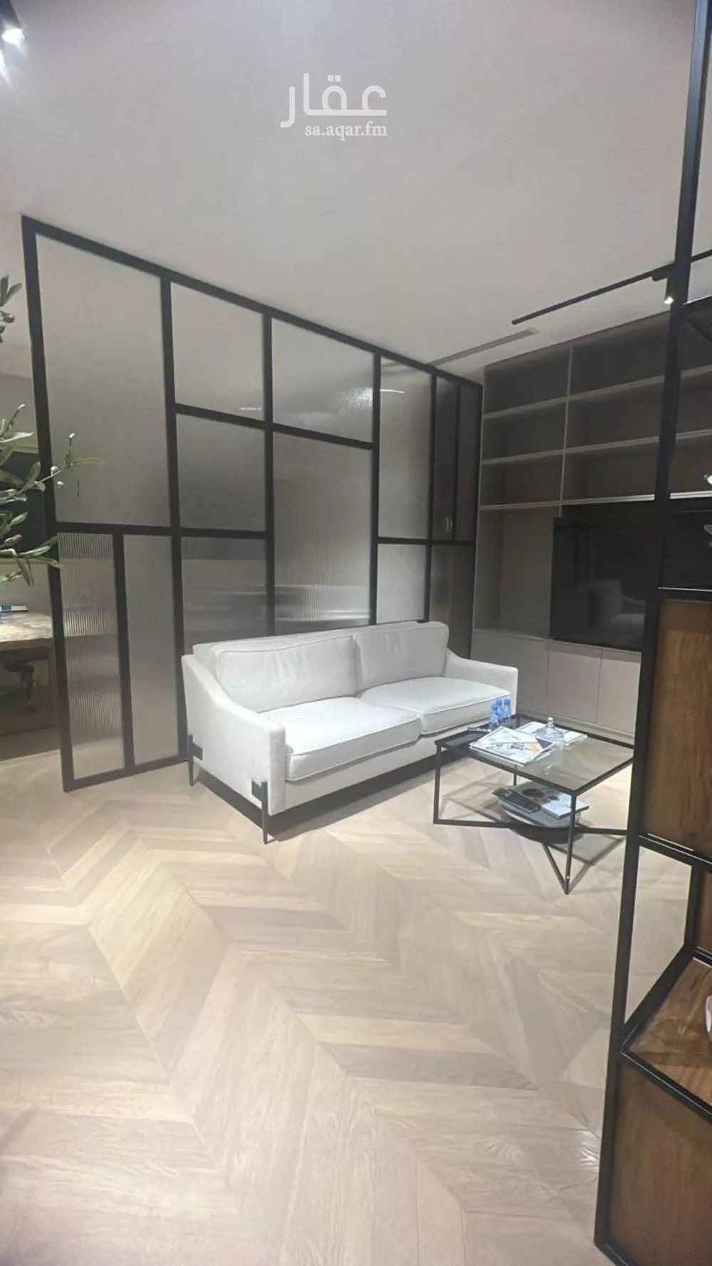 مكتب 3756 م² في الياسمين 3