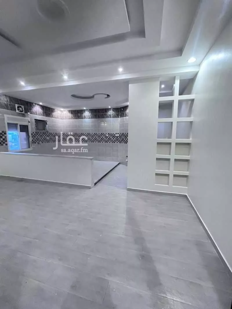 شقة 3 غرف في الشراع 2