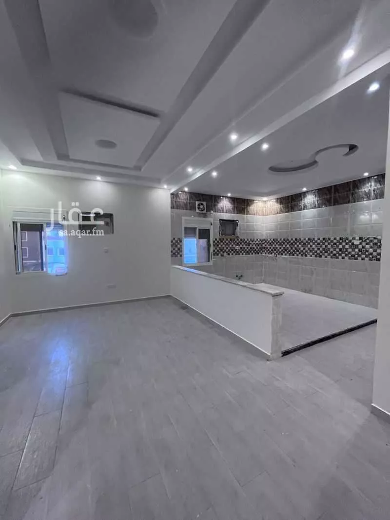 شقة 3 غرف في الشراع 1