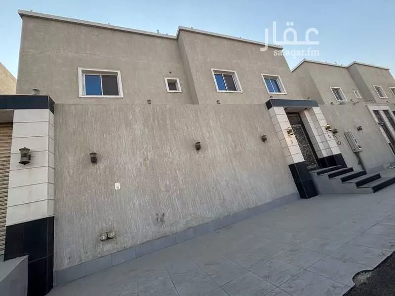 فيلا 9 غرف في الزمرد 2