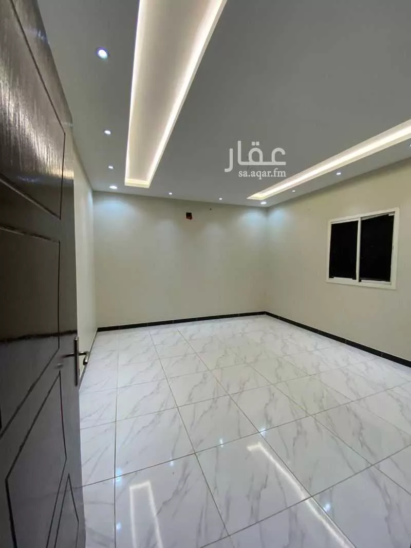 4 bedroom floor in Al Janadriyah 1