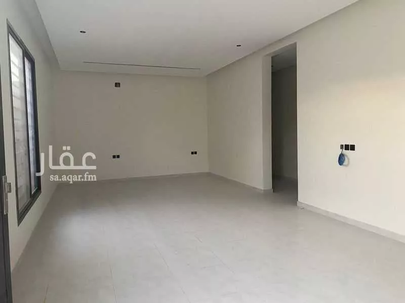 فيلا 5 غرف في الجنادرية 3