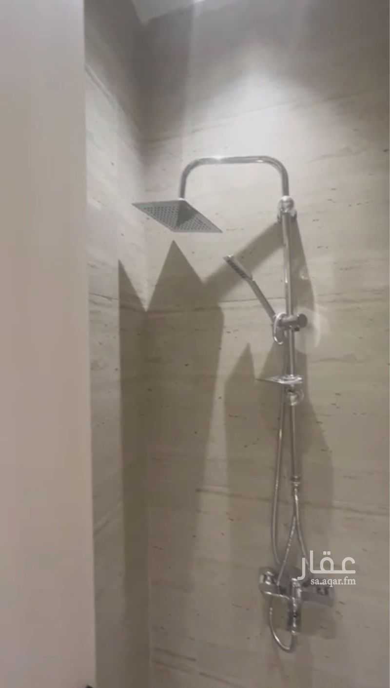 5 bedroom apartment in Al Mahdiyyah, Riyadh 11