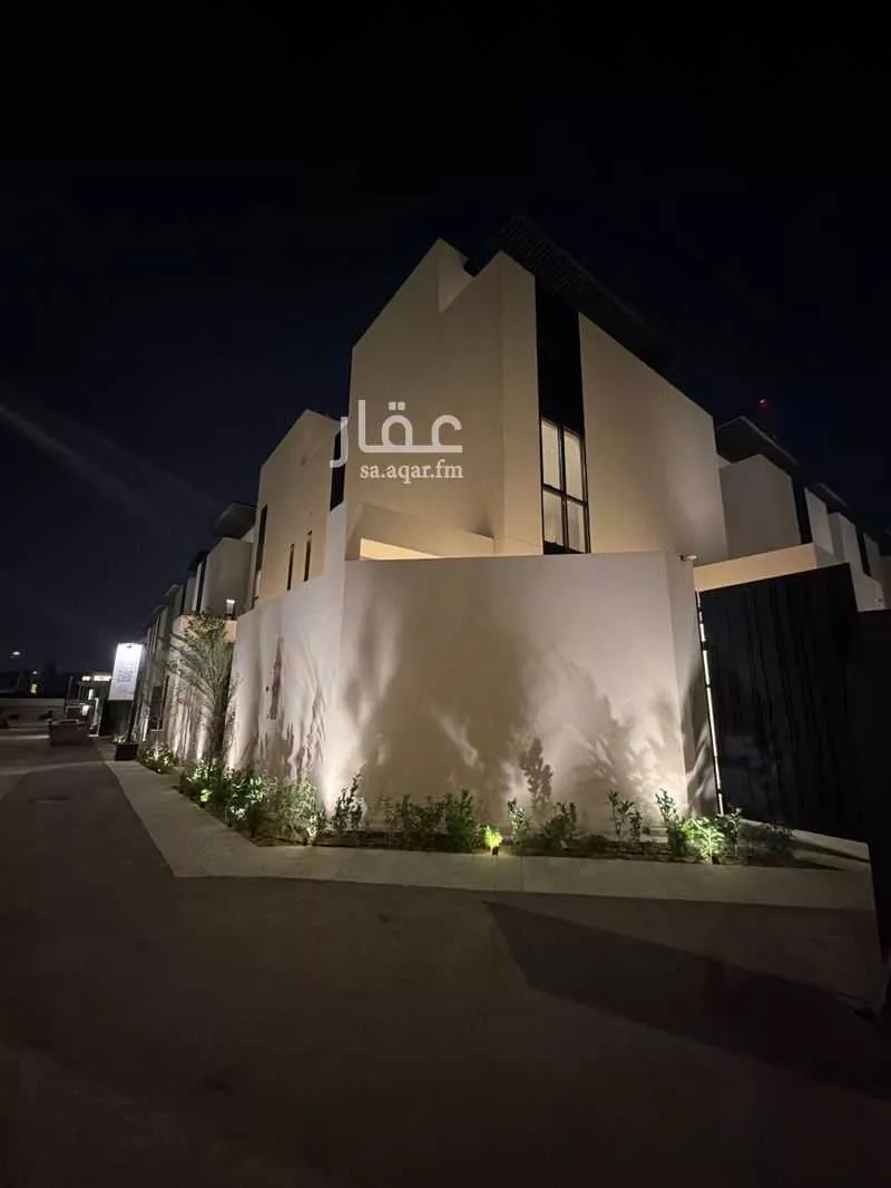 5 bedroom villa in Al Narjis 2