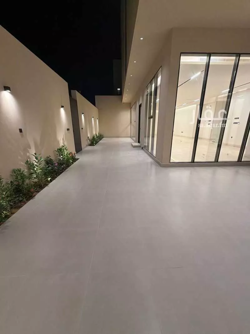 5 bedroom villa in Al Narjis 4