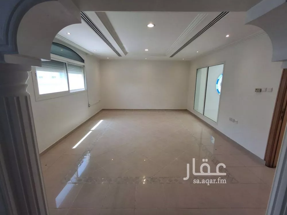 4 bedroom villa in Al Nakheel, Riyadh 5