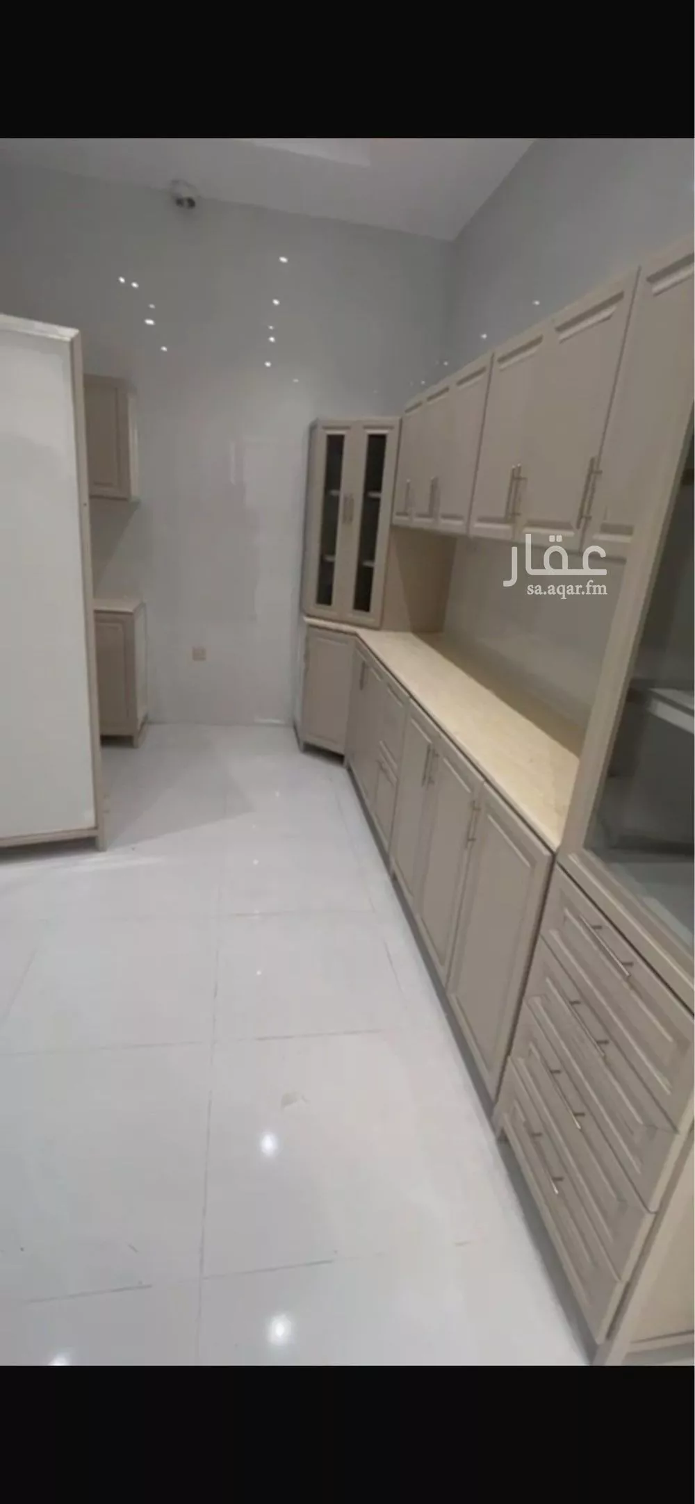 3 bedroom floor in Al Narjis 4
