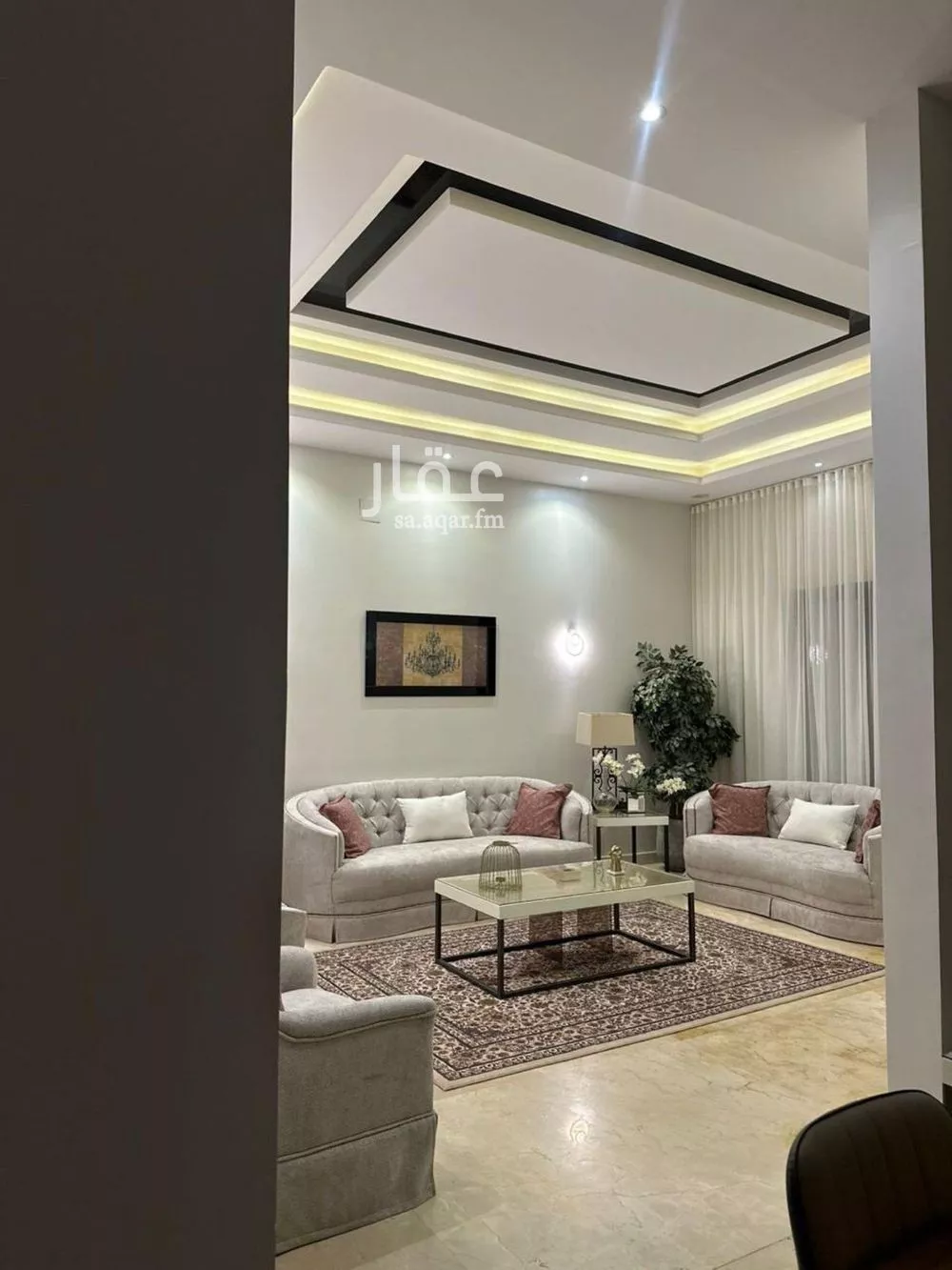 فيلا 5 غرف في الملقا 3