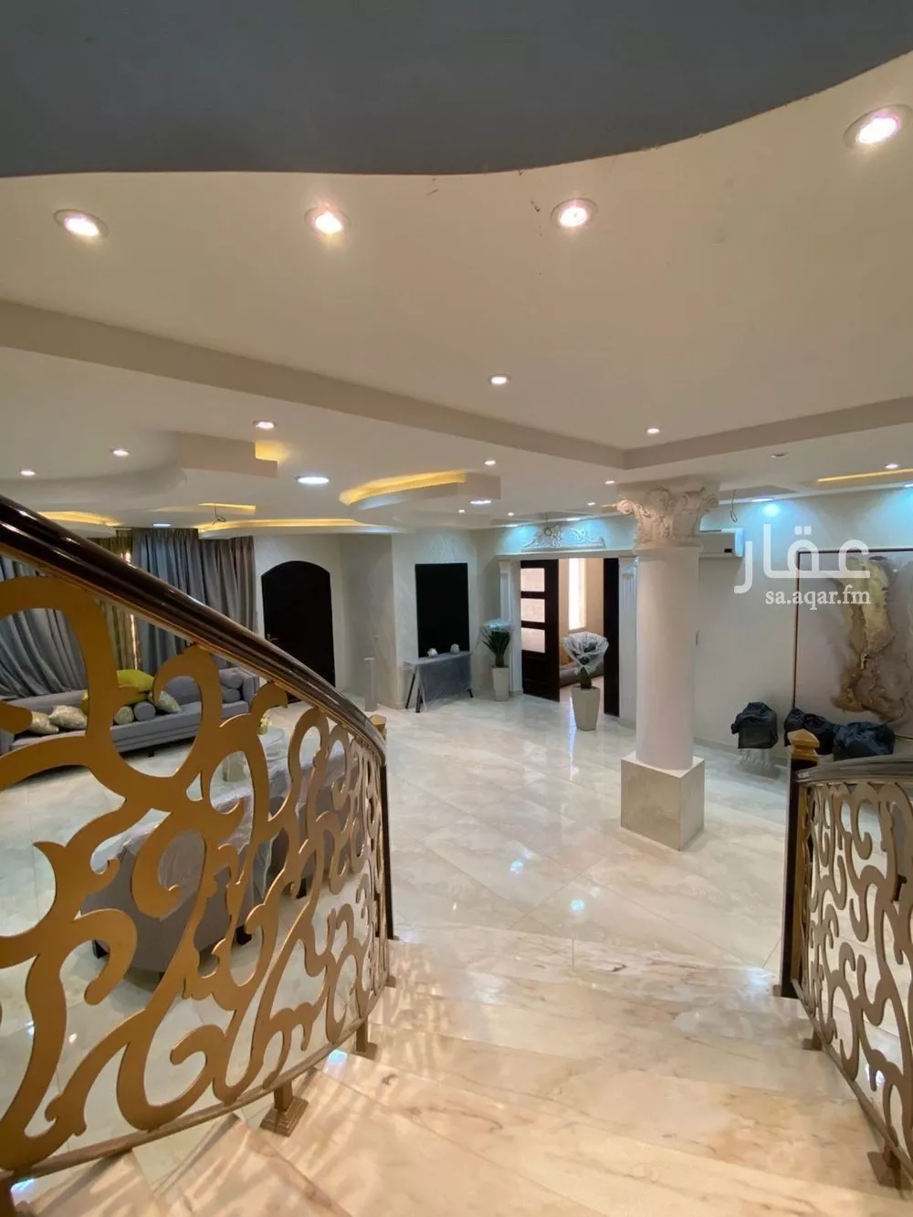 فيلا 5 غرف في الملقا 5