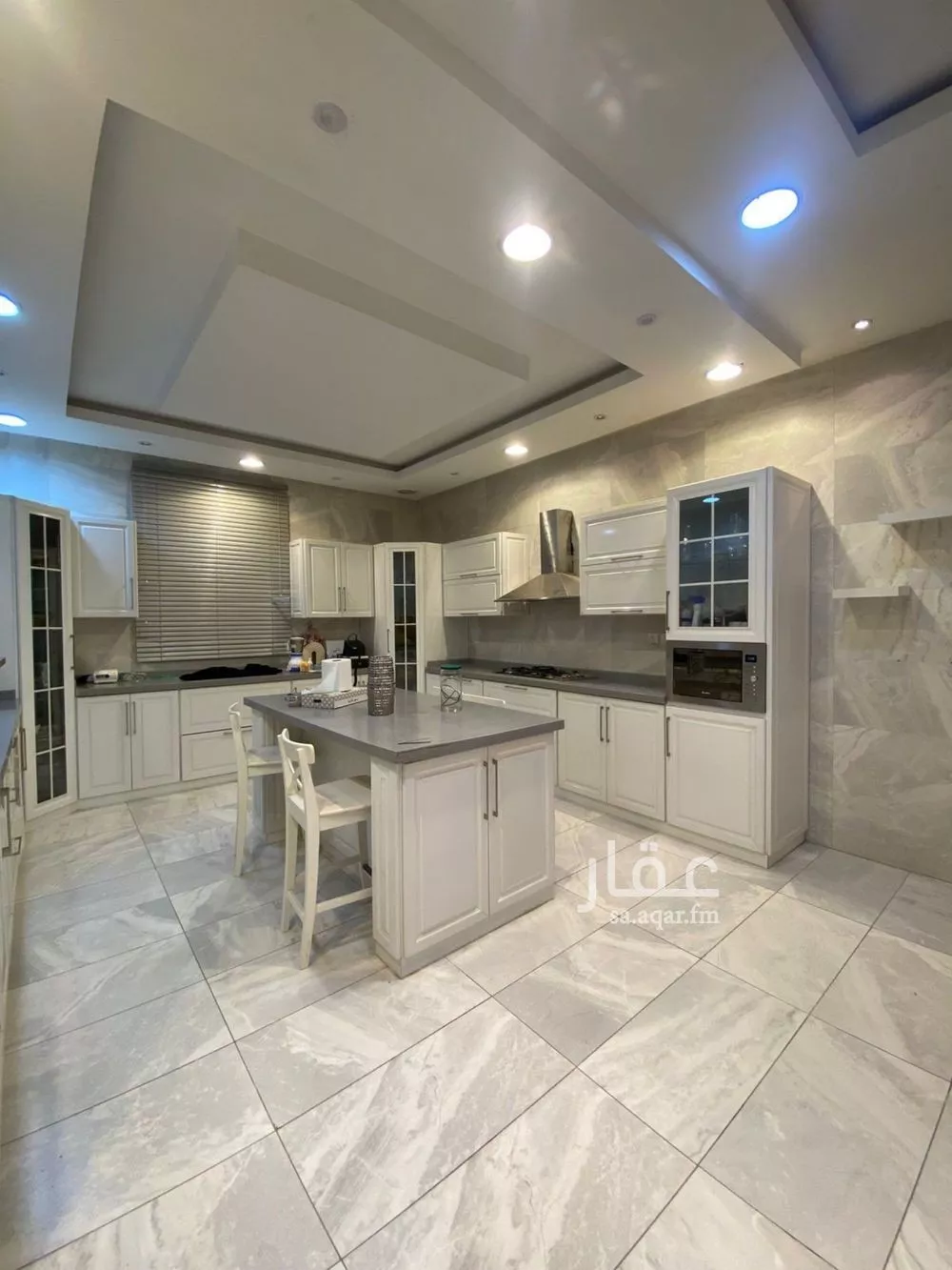 فيلا 5 غرف في الملقا 3