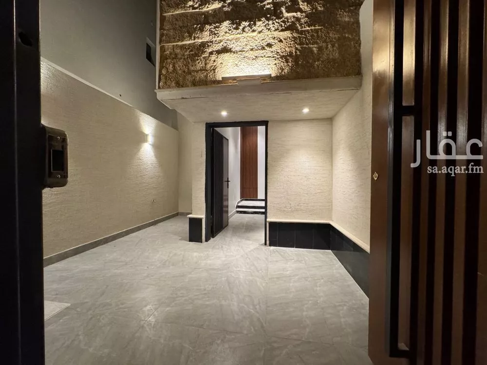 4 bedroom floor in Al Rimal 4