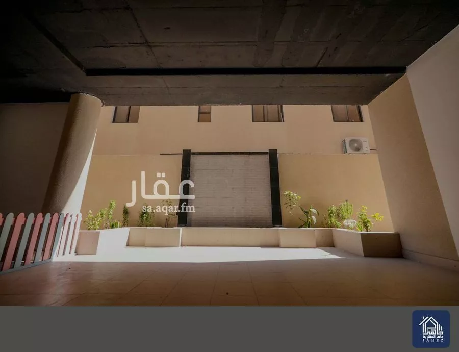 شقة 5 غرف في الرمال 1