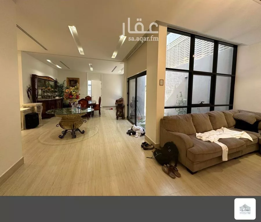 6 bedroom villa in Al Muraikabat, Eastern Province 8
