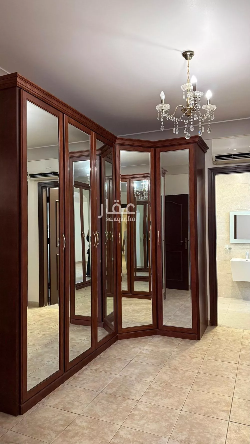 فيلا 10 غرف في النعيم 4