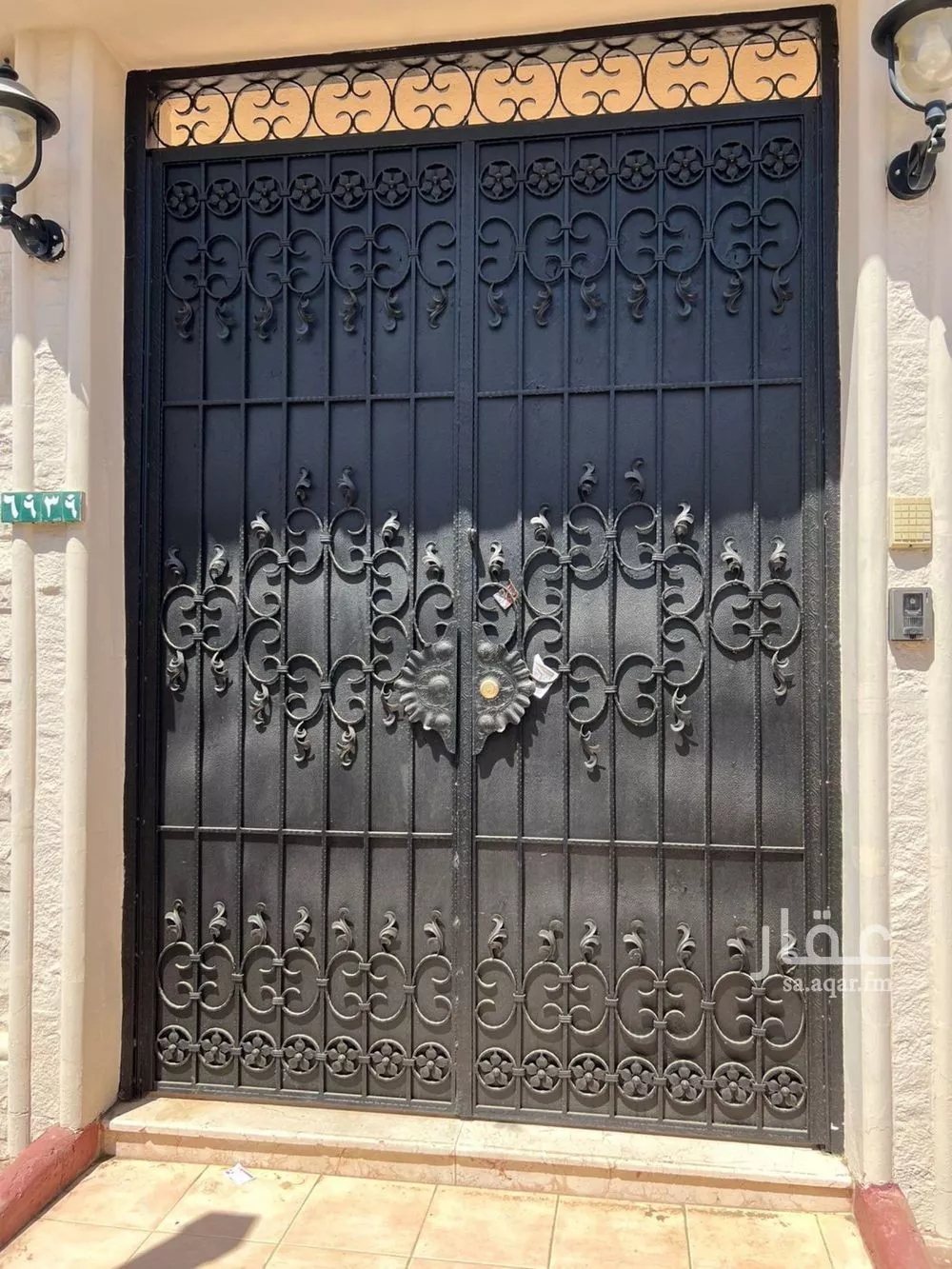 فيلا 10 غرف في النعيم 1