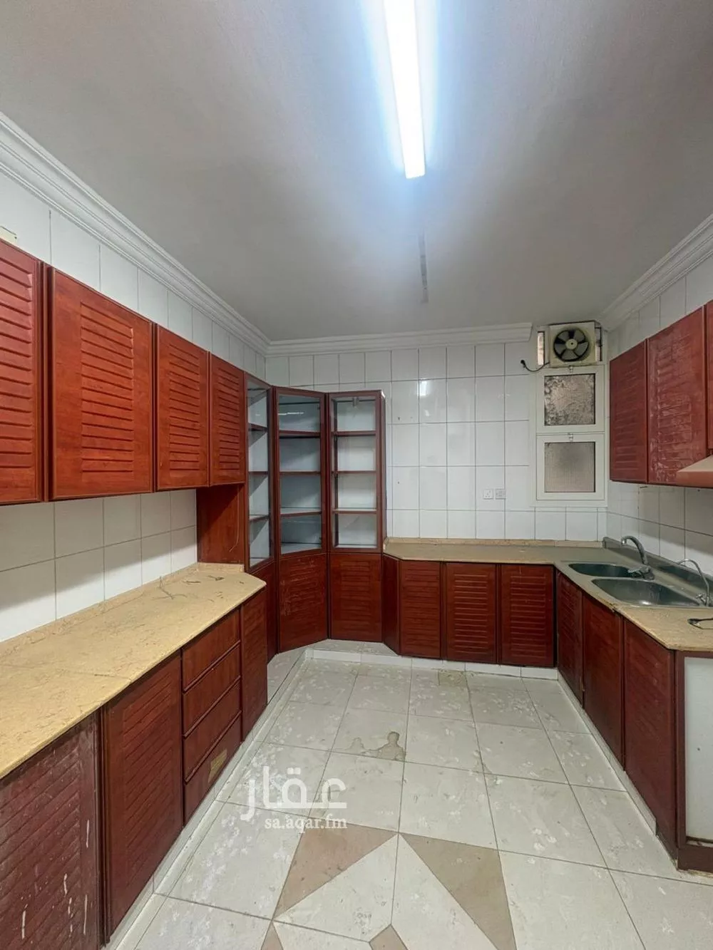 5 bedroom villa in Al Zahra 3