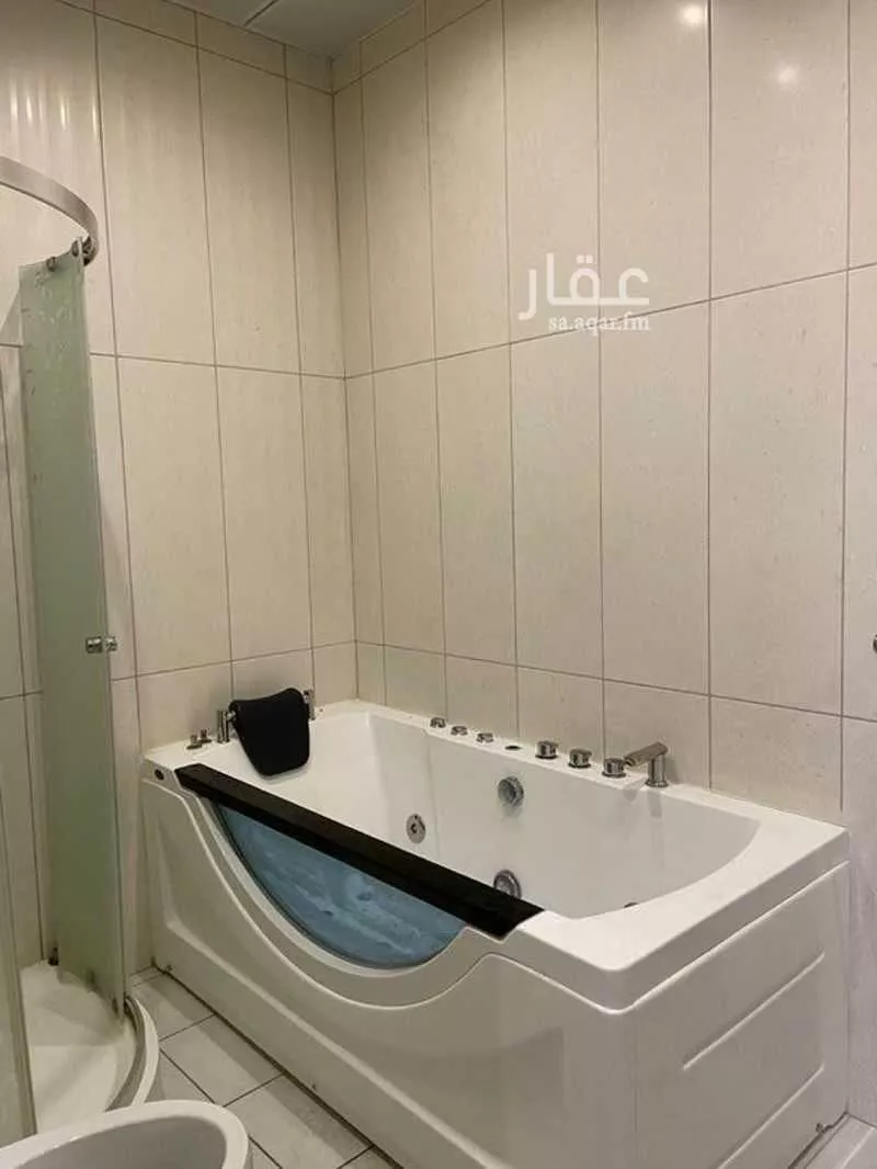 5 bedroom apartment in Al Nuzhah, Makkah 9