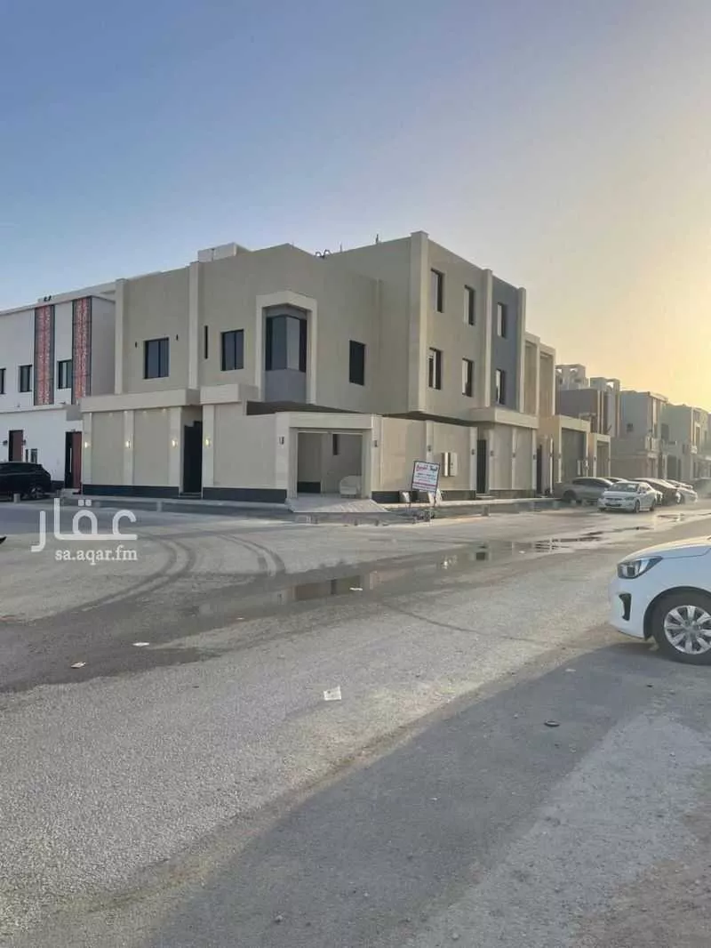 فيلا 5 غرف في الرمال 4