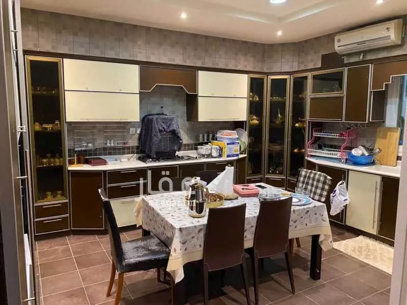 5 bedroom villa in Al Andalus 4