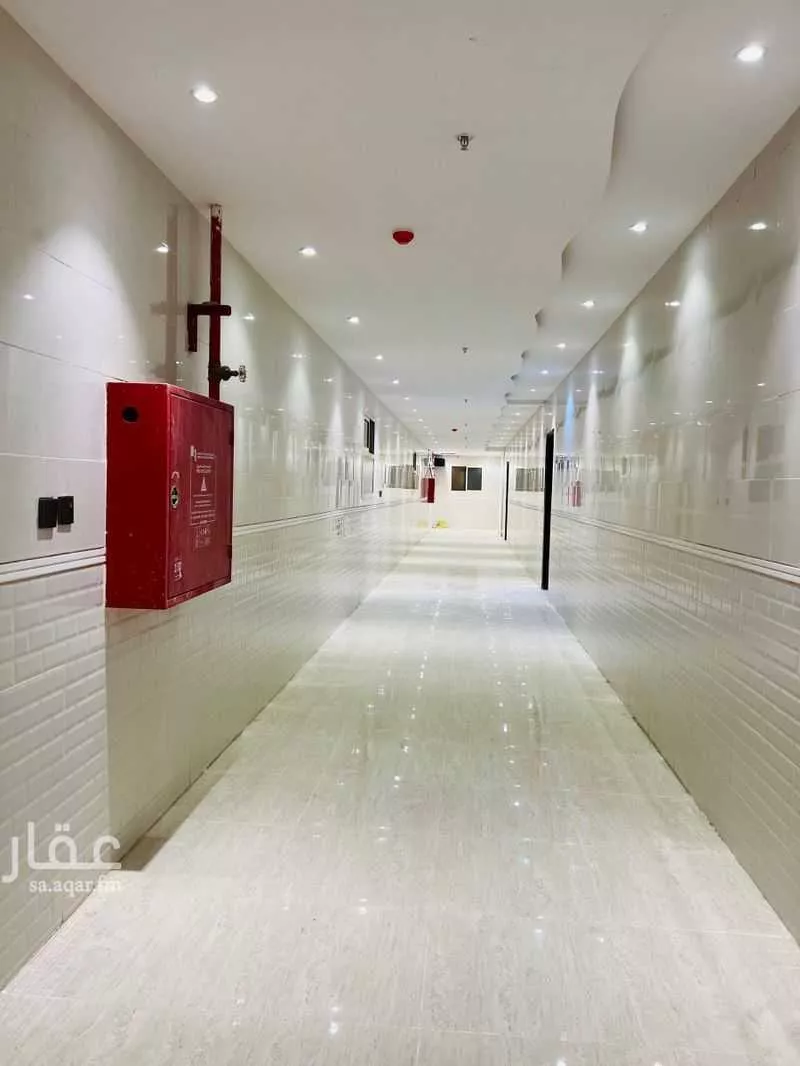 5 bedroom building in Al Janadriyah, Riyadh 10