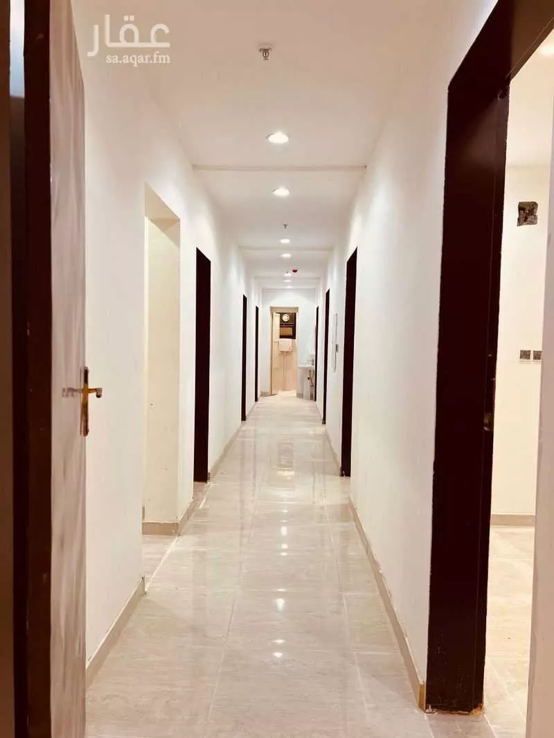5 bedroom building in Al Janadriyah, Riyadh 14