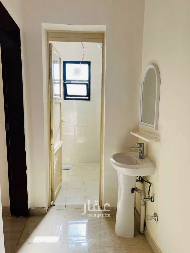 5 bedroom building in Al Janadriyah, Riyadh 7