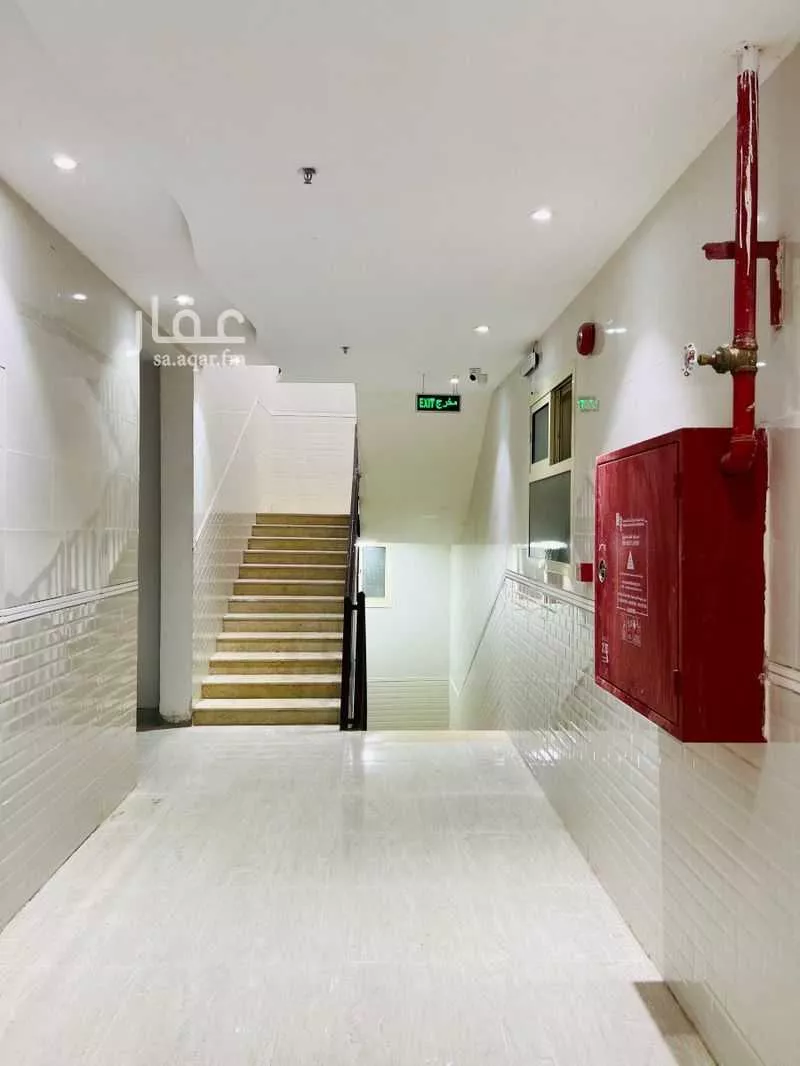 5 bedroom building in Al Janadriyah, Riyadh 13