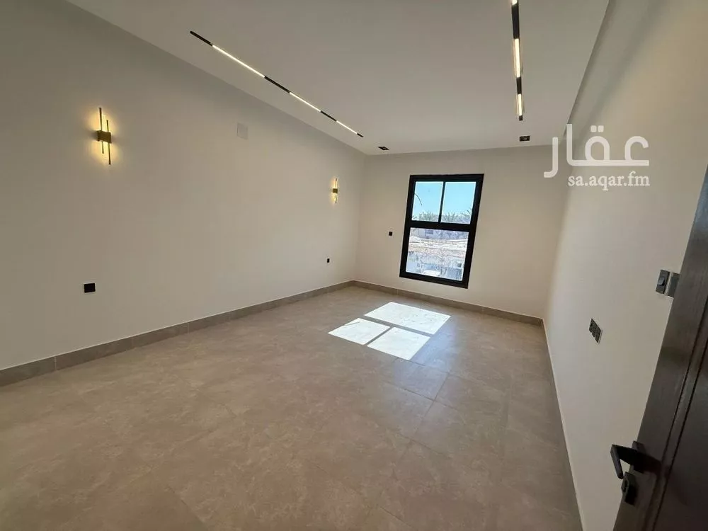 دور 4 غرف في المونسية 5