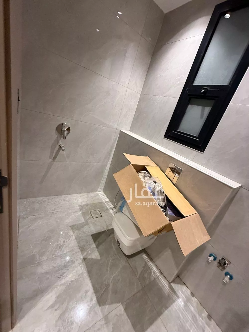 شقة 4 غرف في إشبيلية 5