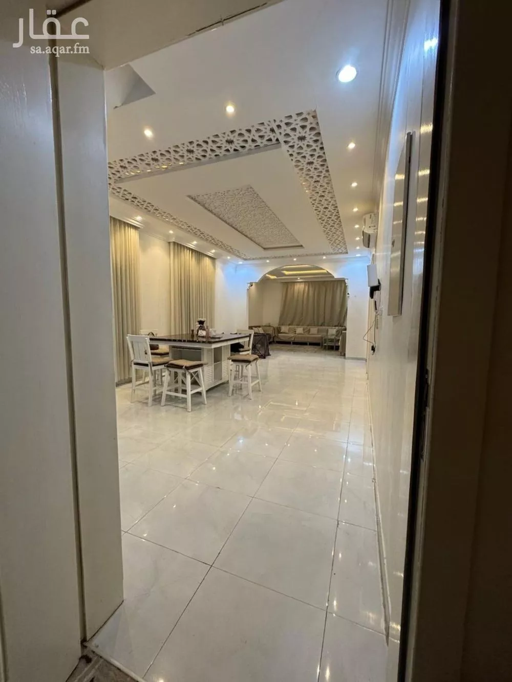 فيلا 5 غرف في الرمال 2