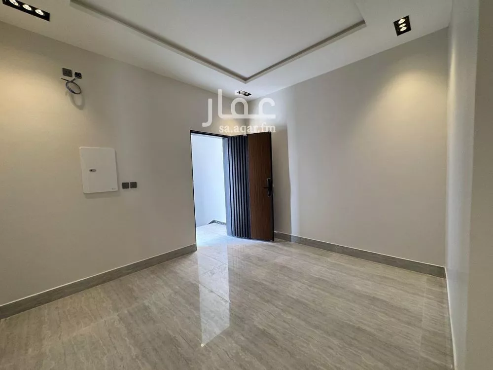 5 bedroom floor in Al Rimal 4