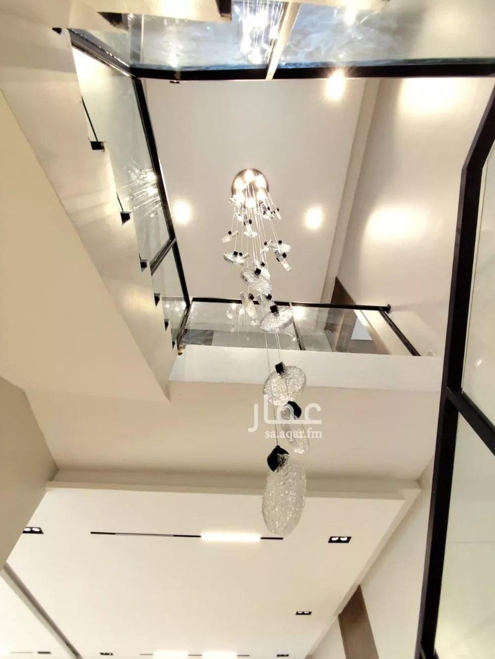 فيلا 5 غرف في الرمال 2