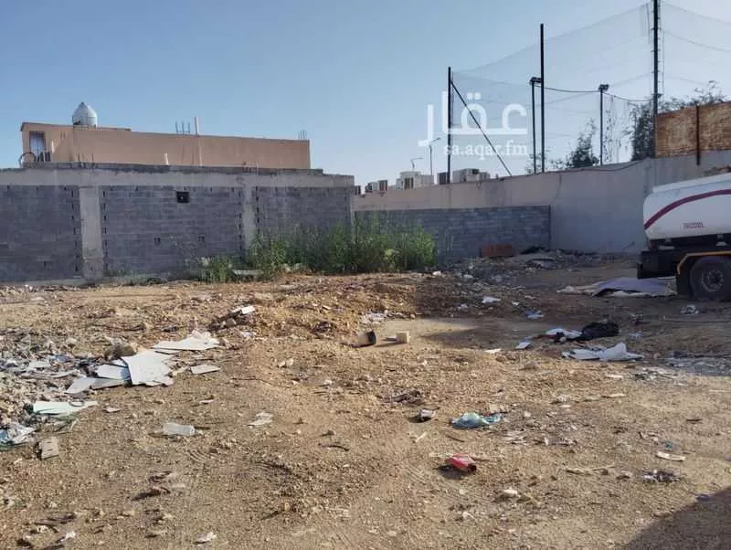 أرض 312 م² في المناخ 4