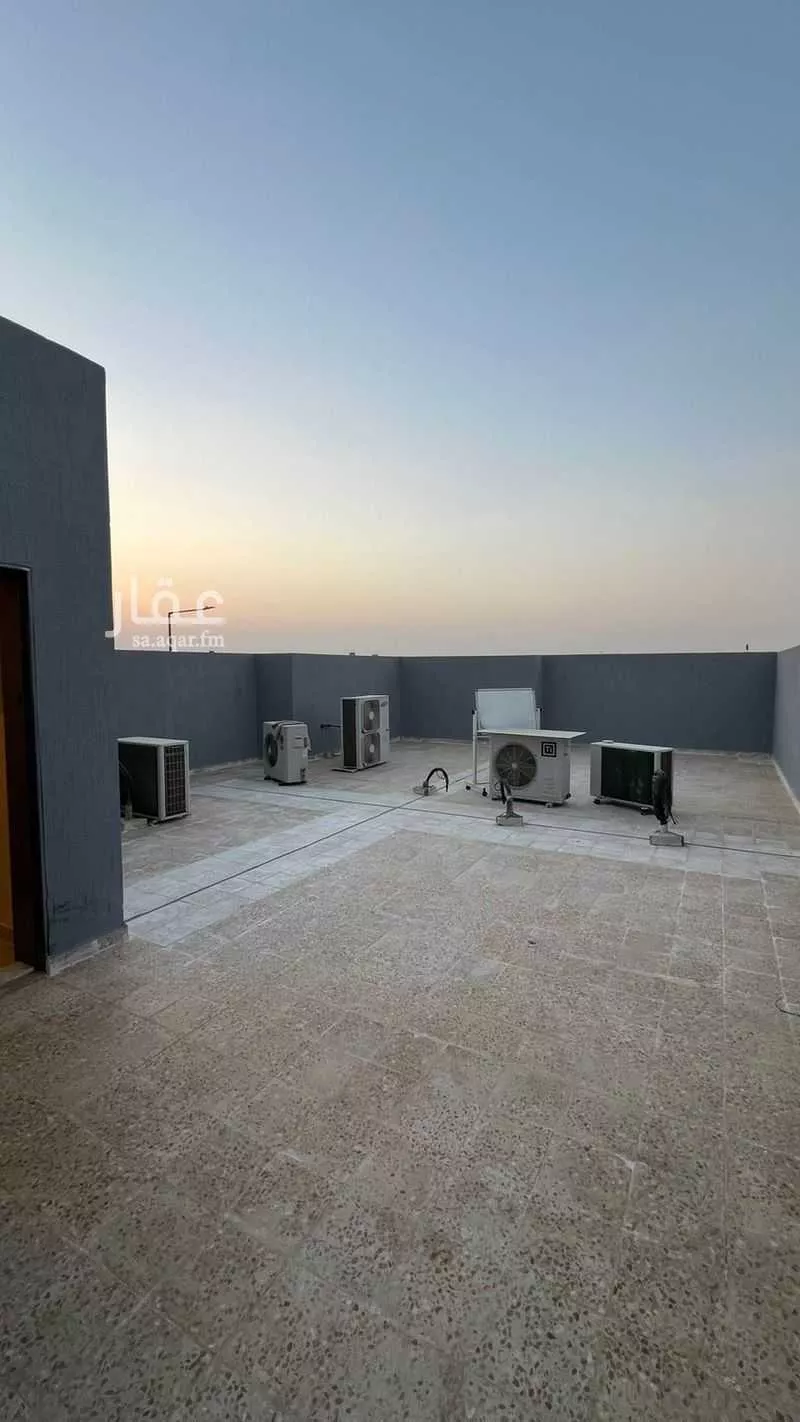 فيلا 6 غرف في العارض 4