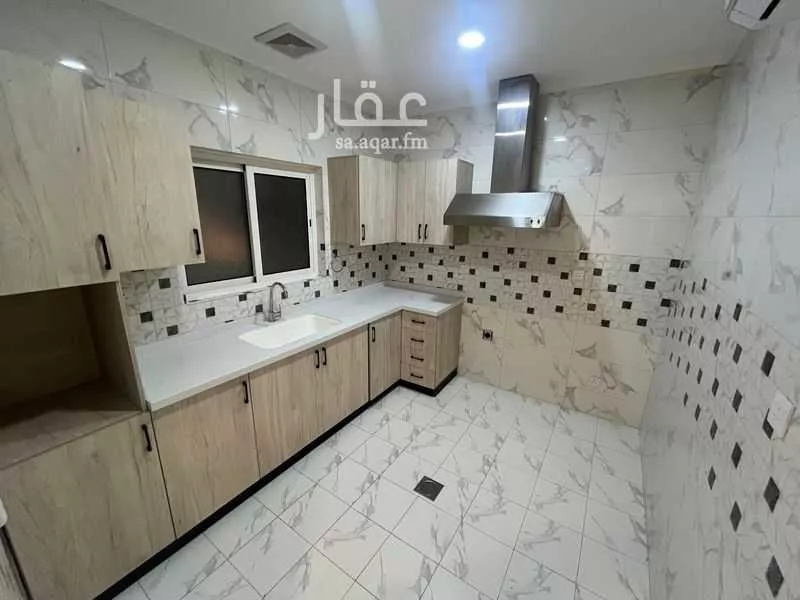 162 sqm building in Al Basateen 4
