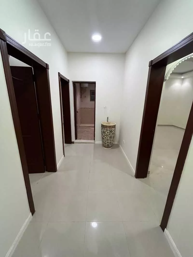 4 bedroom building in Tihamah, Eastern Province 11