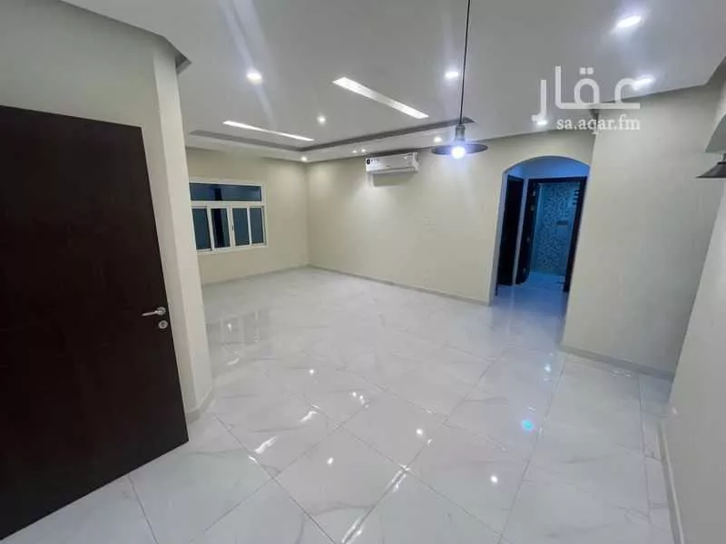 162 sqm building in Al Basateen 3