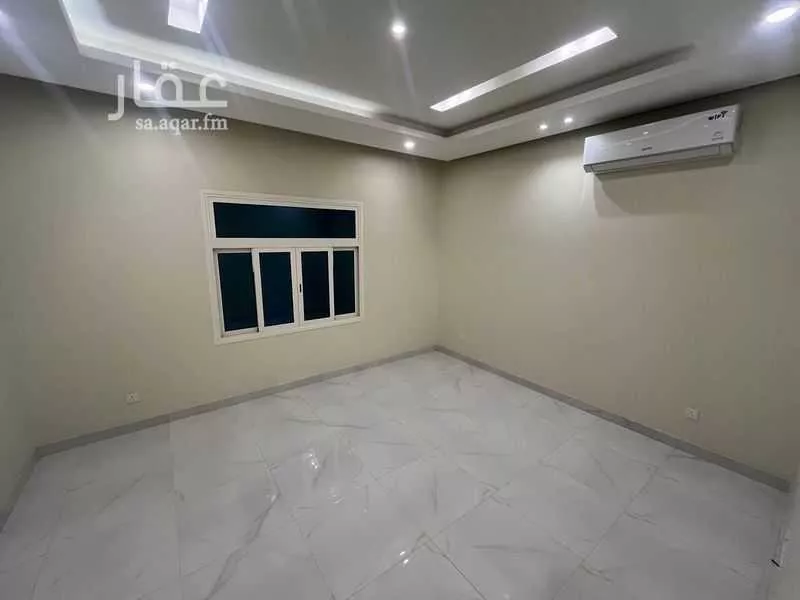 162 sqm building in Al Basateen 1