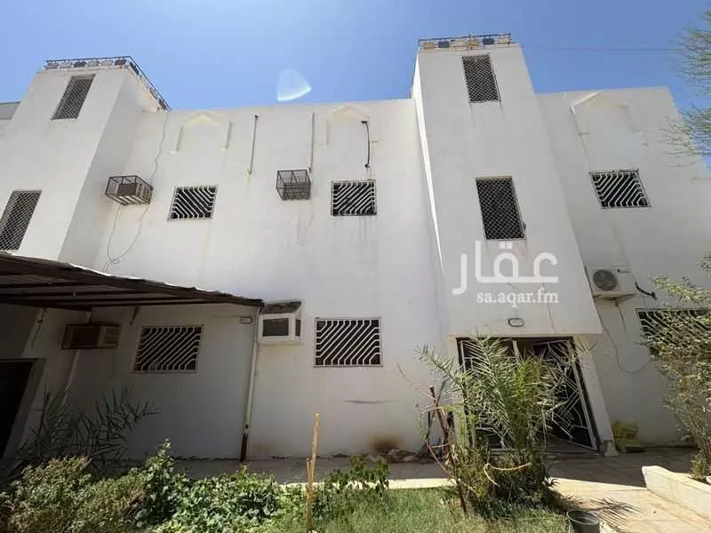 عمارة 600 م² في المطار 1