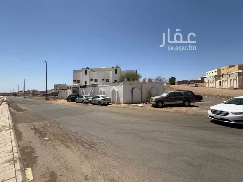 عمارة 600 م² في المطار 5