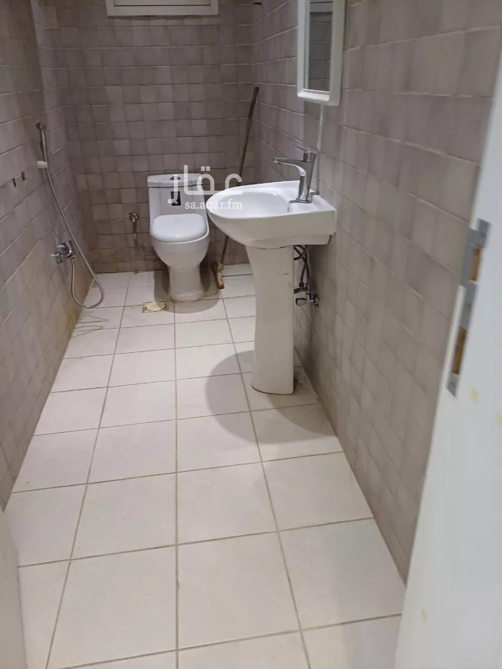 مكتب 610 م² في السعادة 1