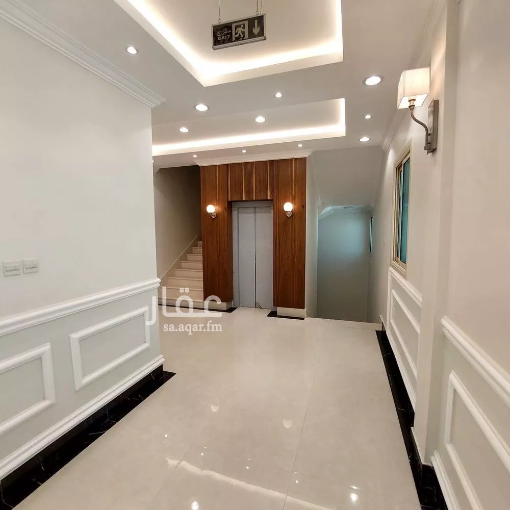 مكتب 900 م² في حطين 3