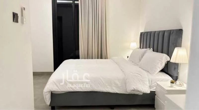 شقة 3 غرف في الملقا 4