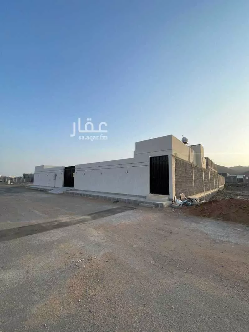 دور 5 غرف في خاخ 4