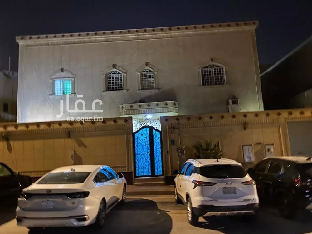 7 bedroom villa in Al Wadi